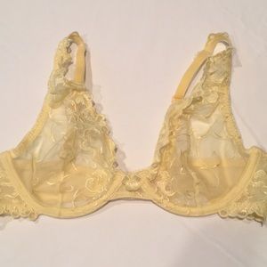 Victoria’s Secret Bra 34C